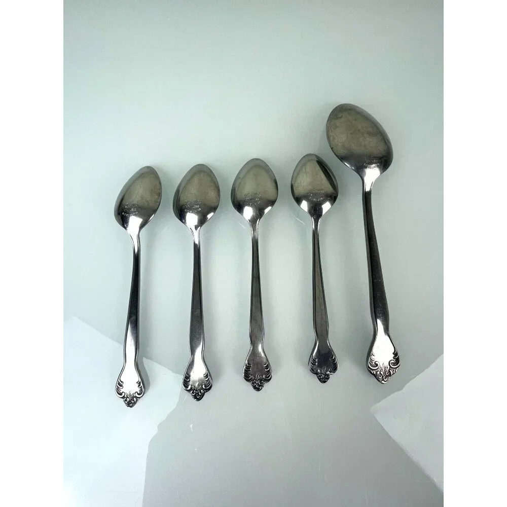 Set of 4 + 1 Serving Versailles Stainless Steel MSI Made in Japan Spoons 6.5